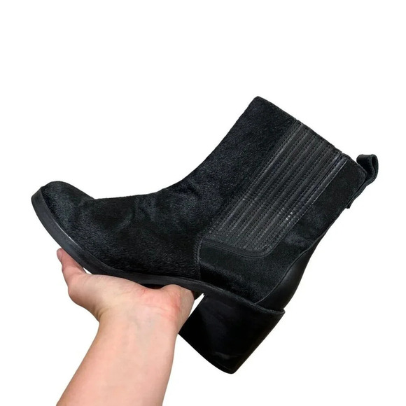 Ugg Camden Exotic Boot Womens Size 8.5 Black Cow Hair Chelsea Ankle Bootie - Picture 8 of 12
